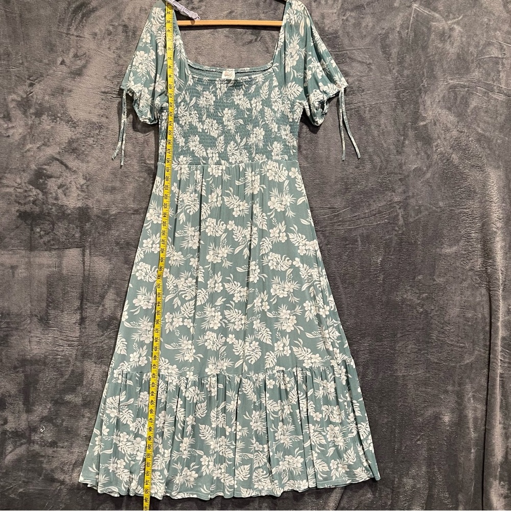 Siren Lily Women Petite XL Maxi Floral Dress Smocked Tiered Lined Boho Resort - Picture 9 of 15